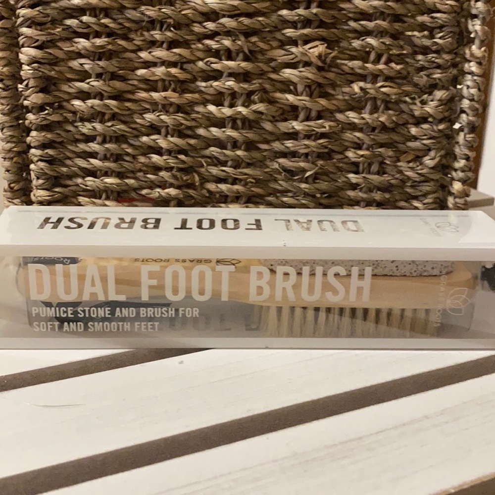 Dual Foot Brush, Pumice Stone and Brush